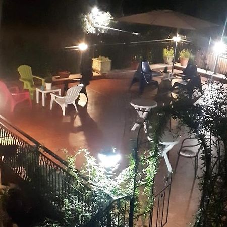 Le Streghe Di Roma Hotel Ngoại thất bức ảnh
