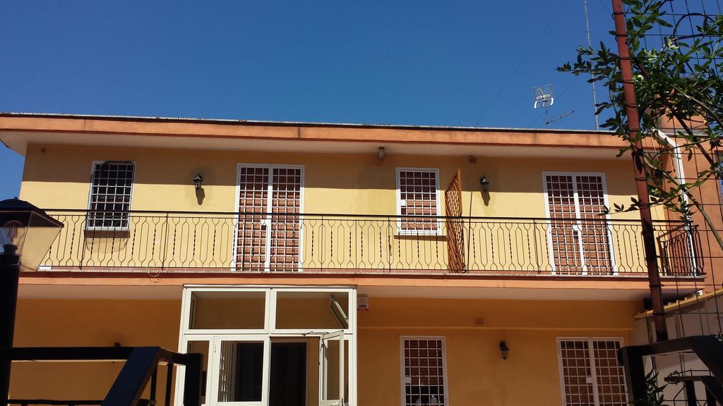 Le Streghe Di Roma Hotel Ngoại thất bức ảnh
