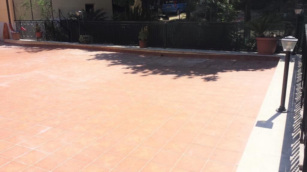 Le Streghe Di Roma Hotel Ngoại thất bức ảnh