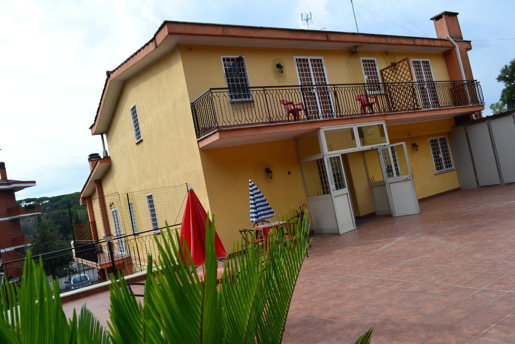 Le Streghe Di Roma Hotel Ngoại thất bức ảnh