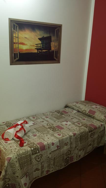 Le Streghe Di Roma Hotel Ngoại thất bức ảnh